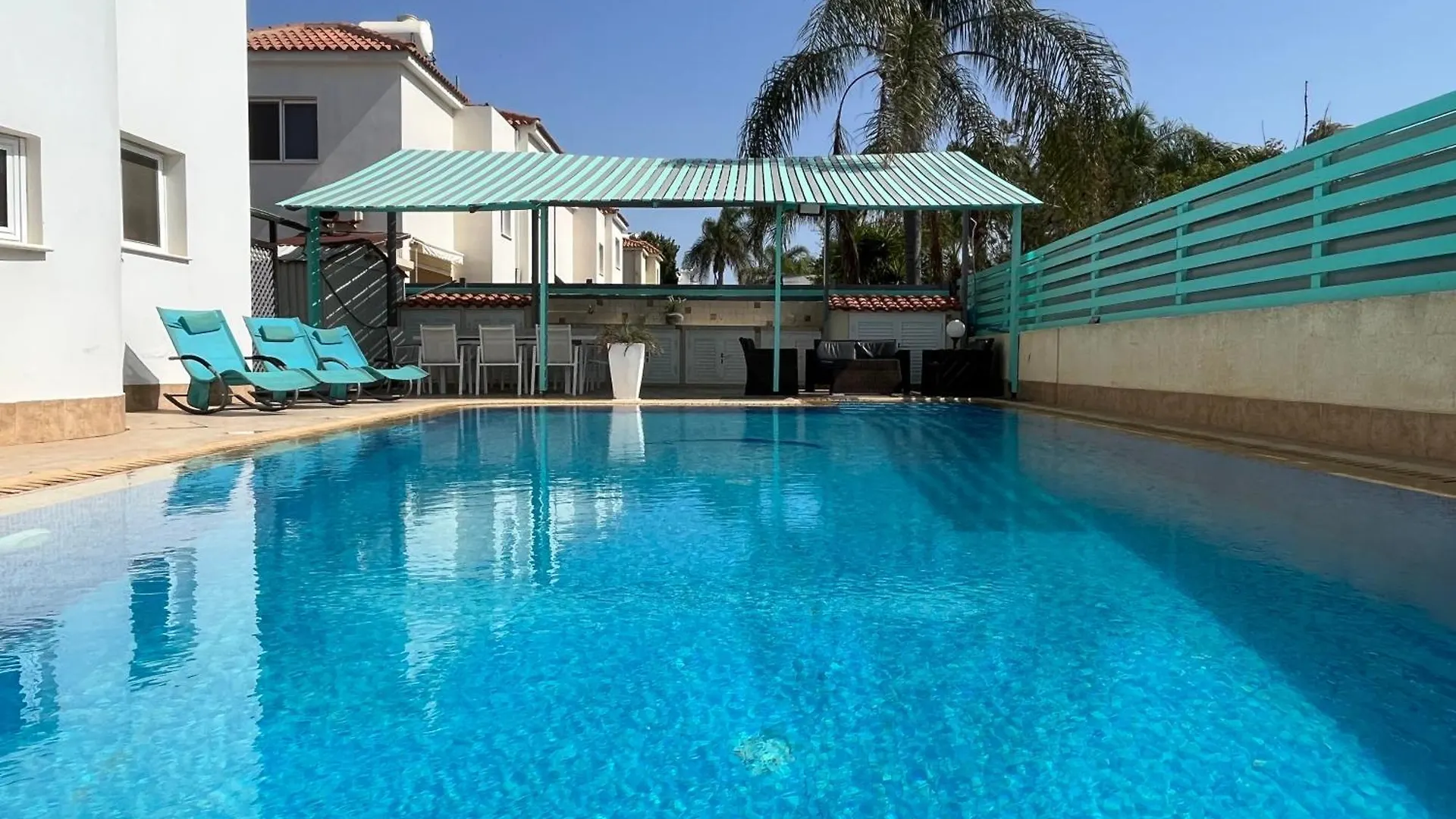 Beach Villa Sea View, Xxl Pool, 4 Bedroom Ayia Napa 0*,  Kypr