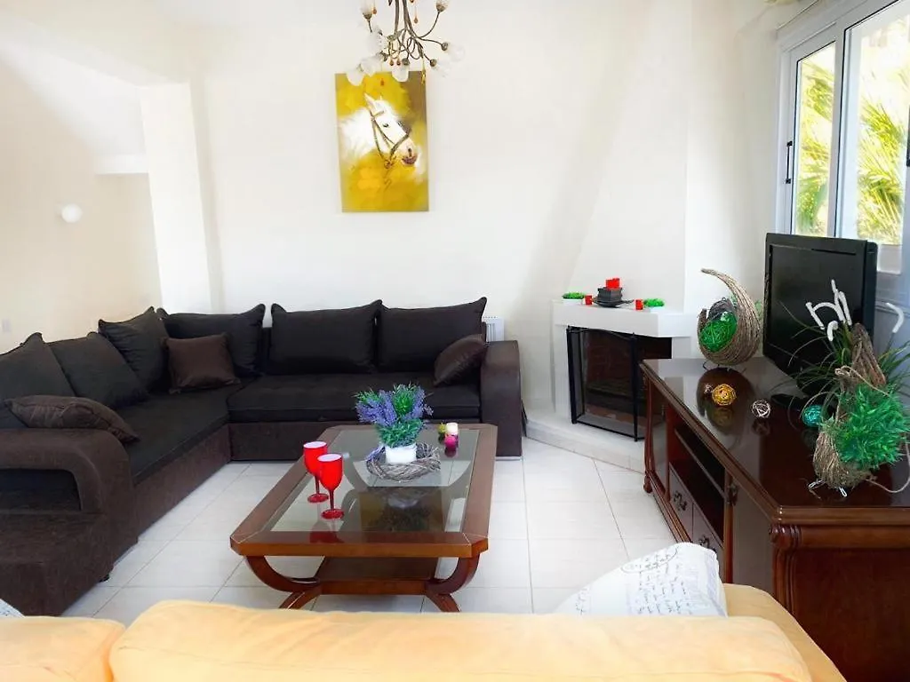 Beach Villa Sea View, Xxl Pool, 4 Bedroom Ayia Napa